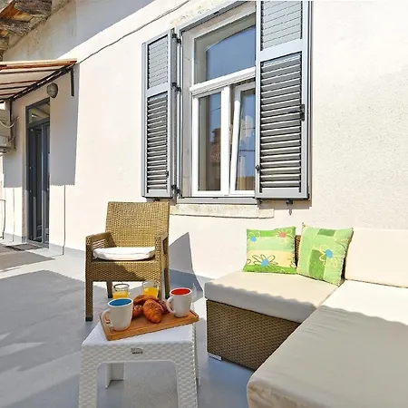 Apartment Ferienwohnung Fuer 4 Personen Ca 115 Qm In Pula, Istrien Istrische Riviera