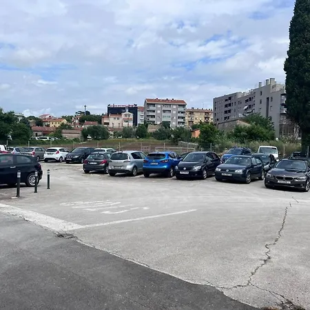 Ferienwohnung Fuer 4 Personen Ca 115 Qm In Pula, Istrien Istrische Riviera * Pula