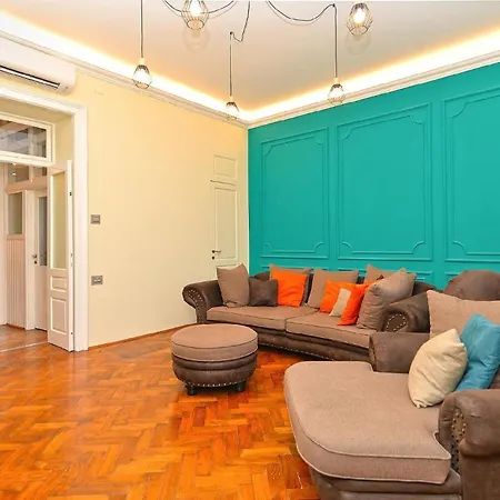 Apartment Ferienwohnung Fuer 4 Personen Ca 115 Qm In Pula, Istrien Istrische Riviera