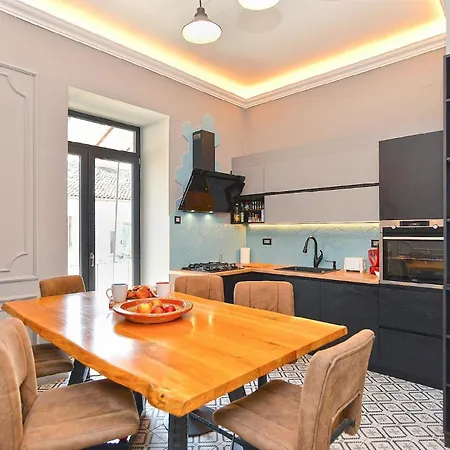 Ferienwohnung Fuer 4 Personen Ca 115 Qm In Pula, Istrien Istrische Riviera *